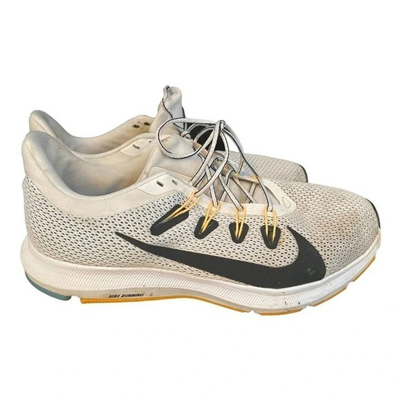 Nike Running Sneakers Mens 9.5 Athletic Lace Up White Black Walking Shoes - Picture 2 of 10